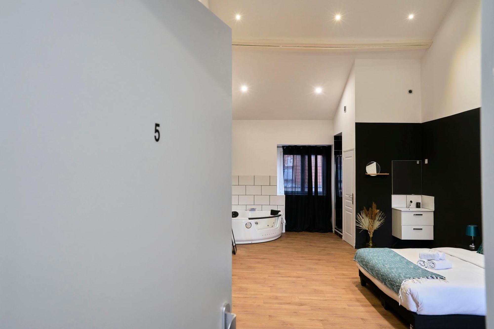 Ng Prestige - Lille L Roubaix Trichon - Balneo - Netflix - Wifi Apartamento Exterior foto
