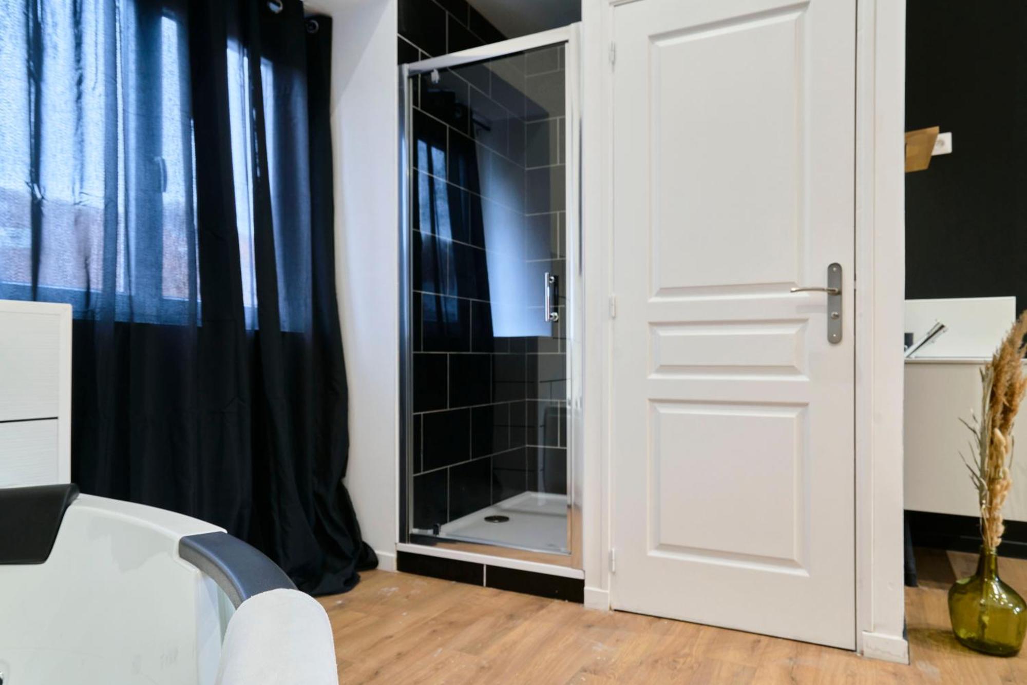 Ng Prestige - Lille L Roubaix Trichon - Balneo - Netflix - Wifi Apartamento Exterior foto